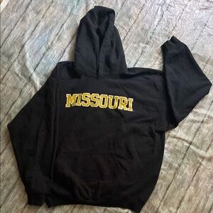 Gildan Black and Yellow Sweatshirt Missouri